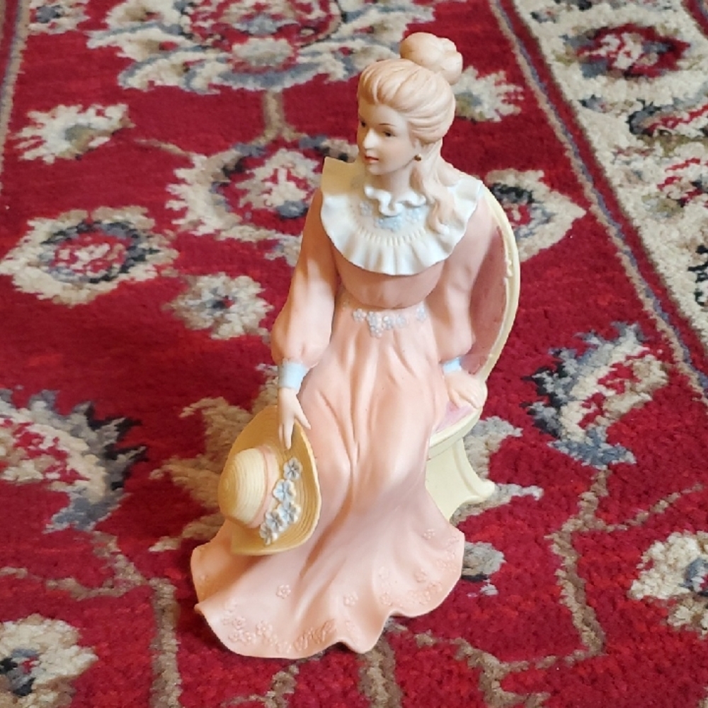 Homco Victorian Lady Courtney's Dream Figurine